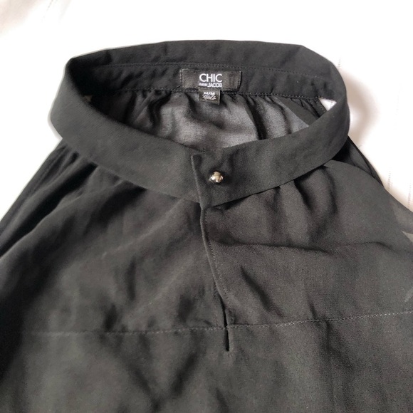 Elegant Black Sleeveless Top - Picture 2 of 12